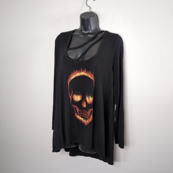 Torrid Goth Punk Whimsigoth Strappy Hi-Low Super Soft Lovesick Skull Tee 1X - Picture 3 of 9